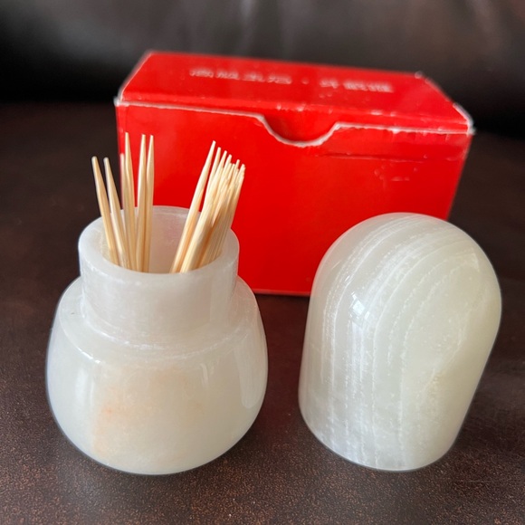 collectible Jade Toothpick Holder with Cap+a bonus bottle opener - Picture 2 of 11